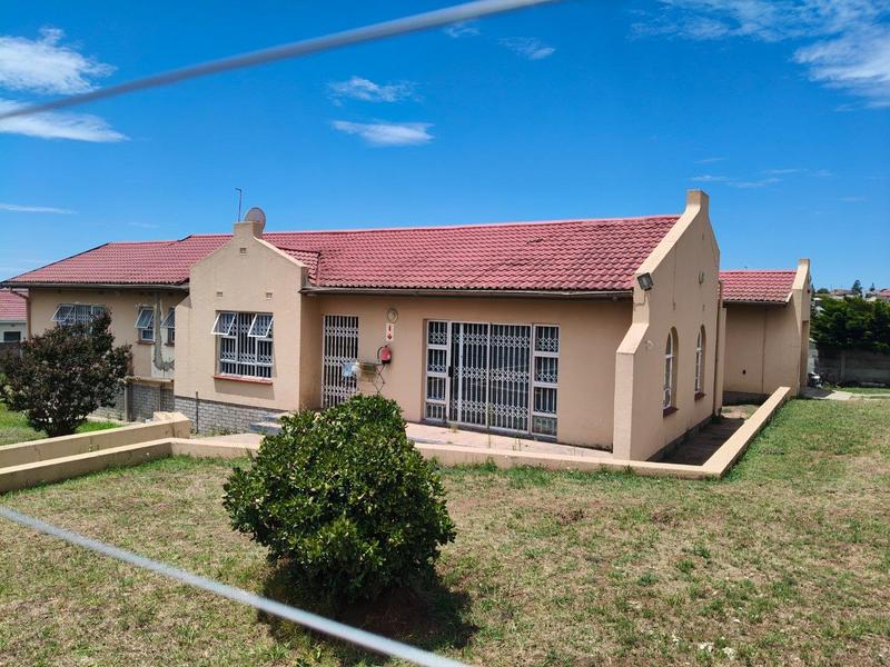 4 Bedroom Property for Sale in Mthata Eastern Cape